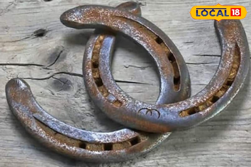 where to put a horse shoe 