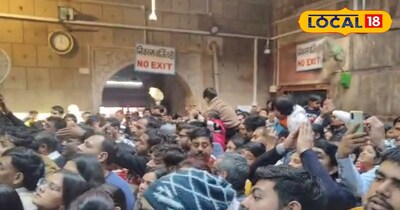 ठाकुर बांके बिहारी में भीड़ ही भीड़ 