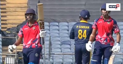 हेमंत रेड्डी ने आंध्र प्रदेश के लिए ठोकी तूफानी सेंचुरी