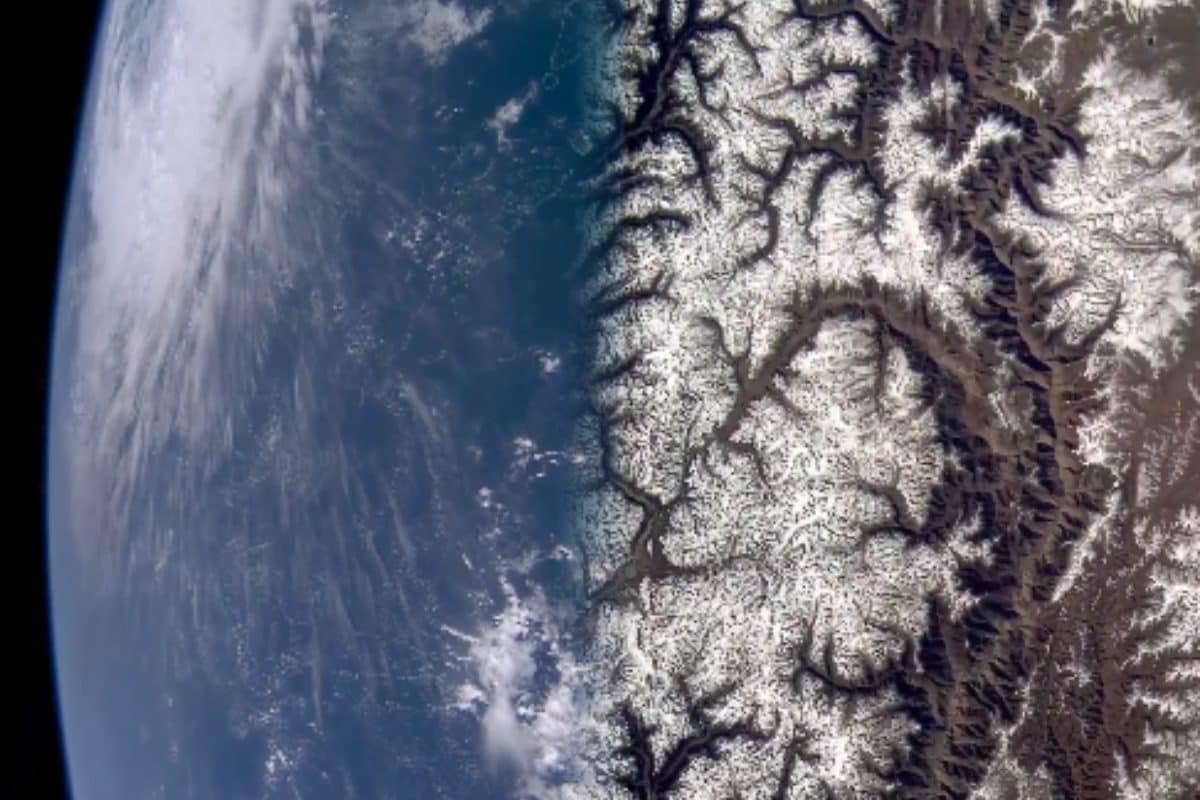 अंतरिक्ष से आई ऐसी तस्वीर देखकर मन होगा गदगद छिपा है हिमालय से जुड़ा राज