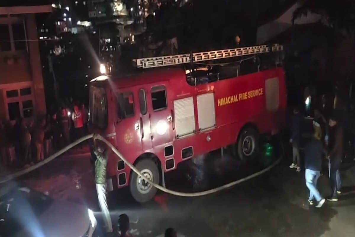 हिमाचल के धर्मशाला में होटल धौलाधार में लगी आग 15-20 करोड़ का नुकसान की आशंका
