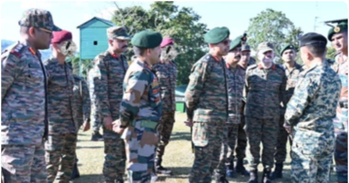 बांग्लादेश में हिंसा-आगजनी से बिगड़े हालात, इधर सीमा पर बढ़ी सेना की हलचल