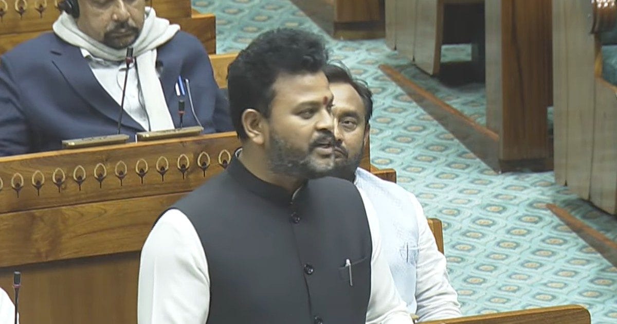 'नहीं बढ़ने दिया हवाई किराया', मंत्री खुद बता रहे कैसे जनता को लुटने से बचाया