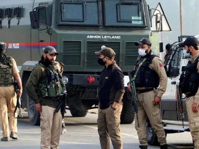 अमेरिका-जर्मनी में बैठकर कश्मीर को 'सुलगाने' की साजिश, 3 लोगों पर केस दर्ज