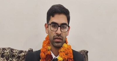 भारत जांगड़ा ने बताया की  न्यायाधीश बनने के लिए  की परीक्षा उर्तीण की, जिसमें छठा रैंक हासिल किया. 