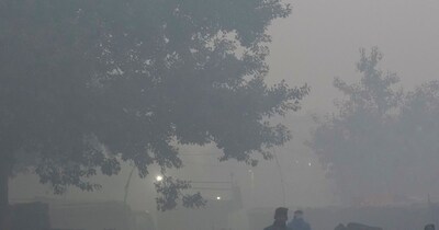 दिल्‍ली एनसीआर में आज इससे भी बुरे हालात होने वाले हैं. (PTI)