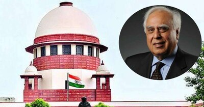 सुप्रीम कोर्ट आवारा कुत्ते के मामले की की सुनवाई कर रहा है. 