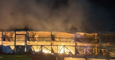 कर्नाटक के चित्रदुर्ग में ट्रक से टक्कर के बाद बस में आग लगी, 12 की मौत