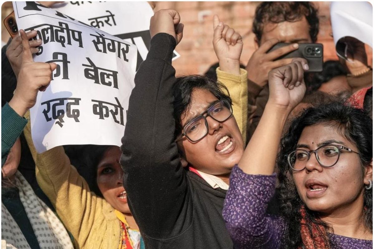 जंतर-मंतर की गूंज पर ध्यान दे सुप्रीम कोर्ट सेंगर जेल में ही रहने के लायक