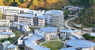 इस कोर्स का उद्देश्य ऐसे बिजनेस लीडर्स तैयार करना है, जो डेटा और AI की शक्ति का जिम्मेदारी से और नए तरीके से इस्तेमाल कर सकें.