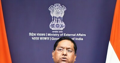 वीकली ब्रीफिंग में विदेश मंत्रालय के आधिकारिक प्रवक्ता रणधीर जायसवाल.