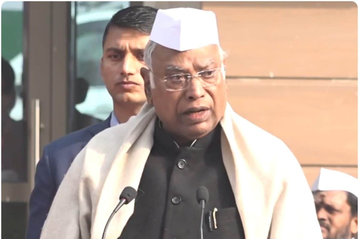 सत्ता में न हों तो भी संविधान-धर्मनिरपेक्षता से समझौता नहीं करेगी कांग्रेस