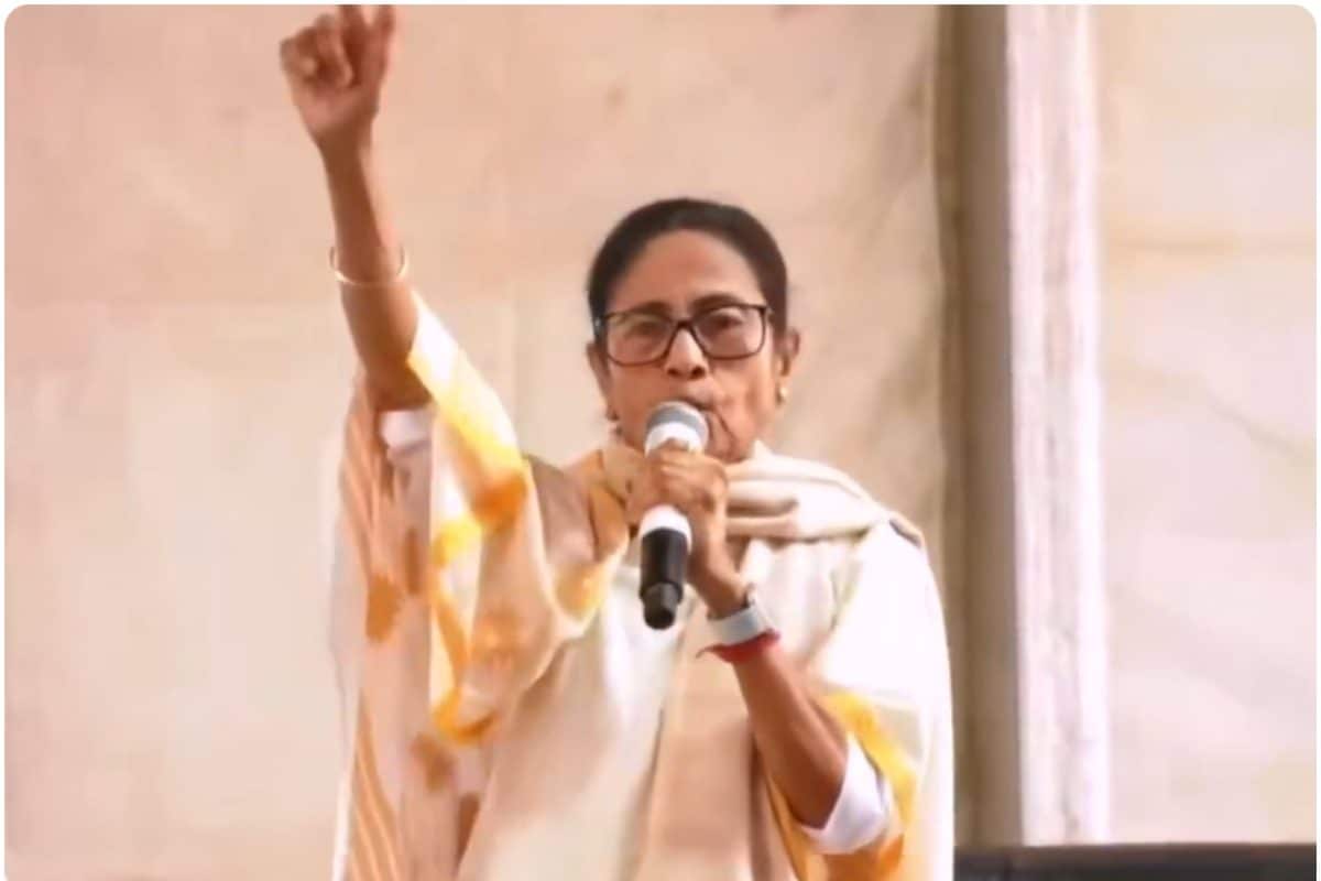 किचन के औजारों के साथ तैयार रहें बंगाल की महिलाओं से क्यों बोलीं ममता बनर्जी