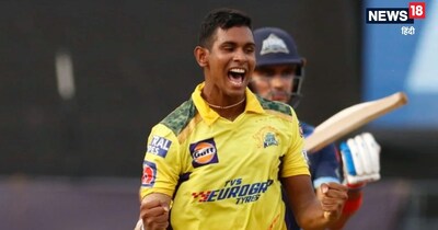 श्रीलंका के युवा तेज गेंदबाज मथिया पथीराना अपने स्लिंगी एक्शन के लिए जाने जाते हैं. उनके पास चेन्नई सुपर किंग्स (CSK) के लिए खेलते हुए आईपीएल का चार साल का अनुभव है. चोट की चिंताओं के कारण सीएसके ने उन्हें ऑक्शन से पहले रिलीज कर दिया है.   एक तेज विदेशी गेंदबाज की तलाश कर रही फ्रेंचाइजी के बीच इस गेंदबाजी की काफी डिमांड होगी.  पथिराना ने आईपीएल में 32 मैचों में 47 विकेट लिए हैं और उनकी इकॉनमी रेट 8 से ज्यादा है. 