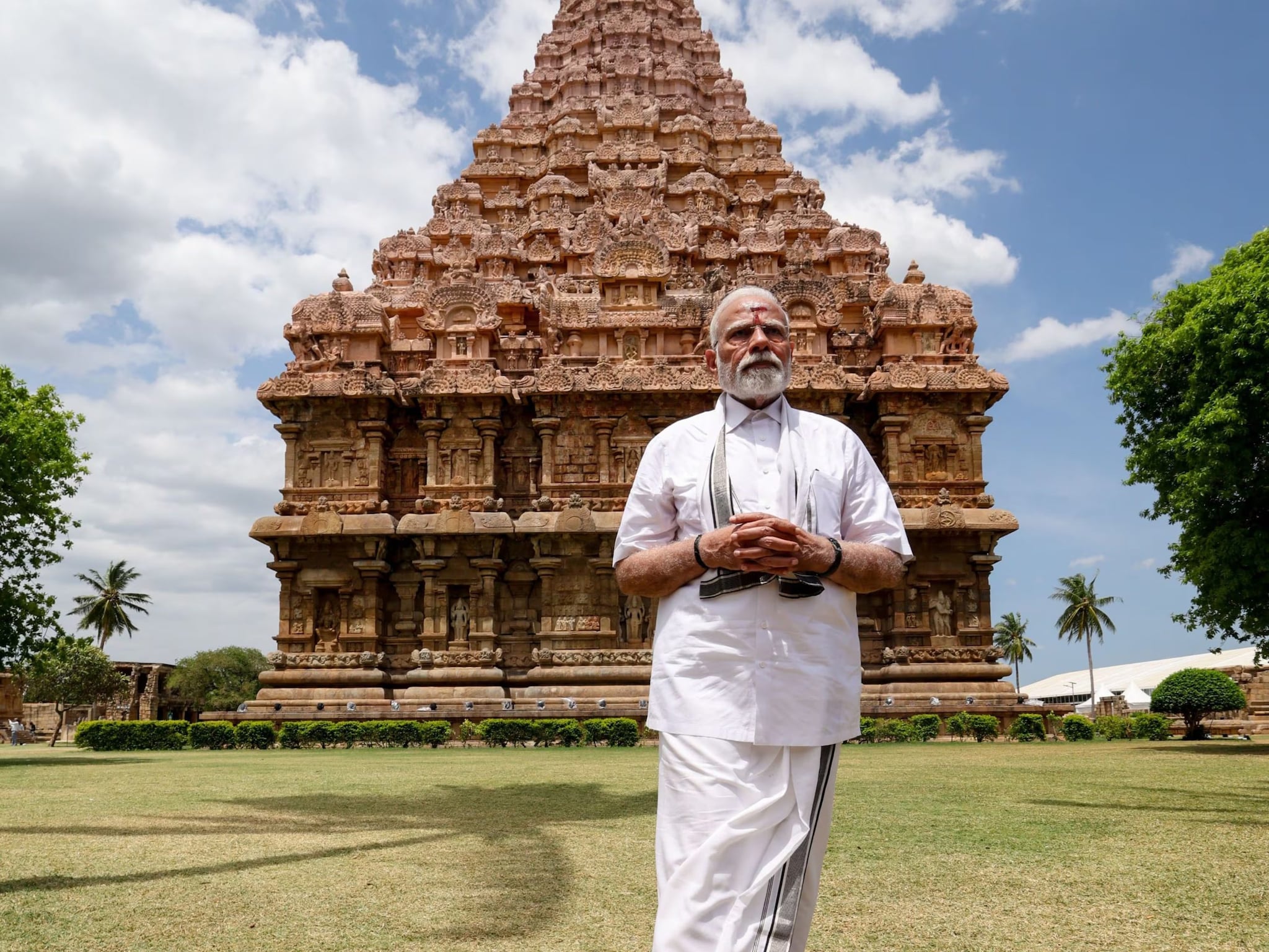 PM मोदी के लिए कैसा रहा साल 2025 क्या रिफॉर्म हुए खुद तस्वीर शेयर की तस्वीर