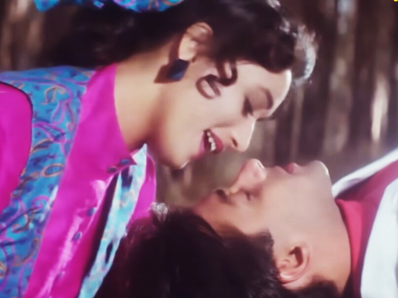 क्या आप जानते हैं इंडियन बॉक्स ऑफिस पर साल 1991 की सबसे ज्यादा कमाई करने वाली फिल्म कौन सी थी? अगर आपका जवाब नहीं है तो बता दें उस साल सलमान खान, संजय दत्त और माधुरी दीक्षित स्टारर फिल्म 'साजन' रिलीज के साथ ब्लॉकबस्टर साबित हुई थी और सबसे ज्यादा कमाई करने वाली फिल्म भी बनी थी.