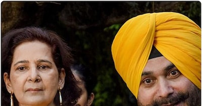 नवजोत कौर सिद्धू के बयान से पंजाब की राजनीति गरमा गई है. (फाइल फोटो)