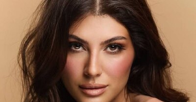 'धुरंधर' Magic: Elnaaz Norouzi Wants to Watch Film 4-5 Times