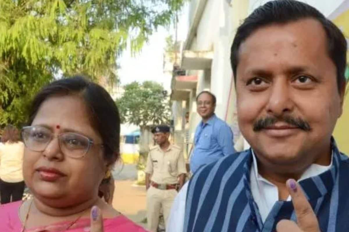 नितिन नबीन के परिवार में कौन-कौन, क्या करती हैं पत्नी डॉ दीपमाला श्रीवास्तव?