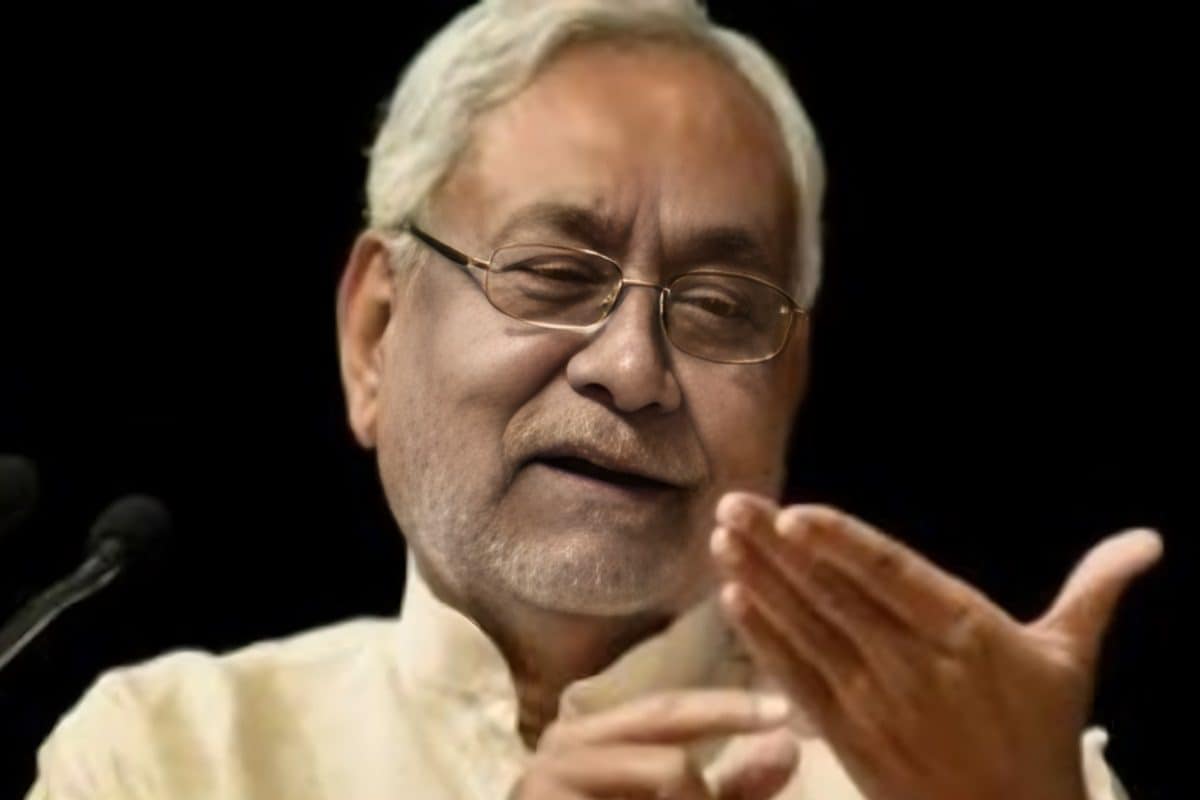 2004 के वो 4 दिन जब अंधेरे में थे नीतीश कुमार फिर लिखी गई कमबैक की कहानी!