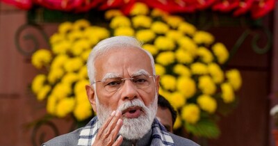 PM मोदी ने बिहार नेताओं से कहा- जीत पर घमंड न करें, विनम्र रहें