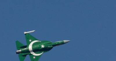 क्या JF-17 बनेगा नया 'डेट ट्रैप'? चीन-पाक की जुगलबंदी ने बढ़ाई दुनिया की टेंशन. (File Photo : Reuters)