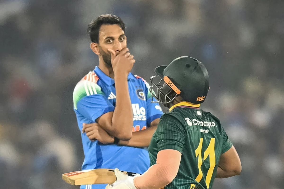 टीम के लिए बोझ बने प्रसिद्ध कृष्णा, घटिया बॉलिंग से गंभीर हुए शर्मसार