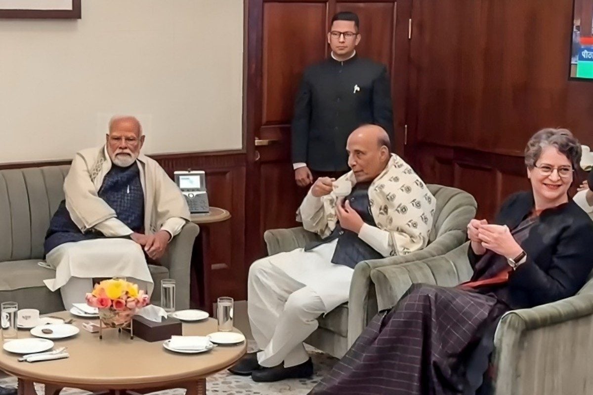 क्या प्रियंका गांधी की सॉफ्ट पावर के आगे अब फीके पड़ रहे हैं राहुल के तेवर