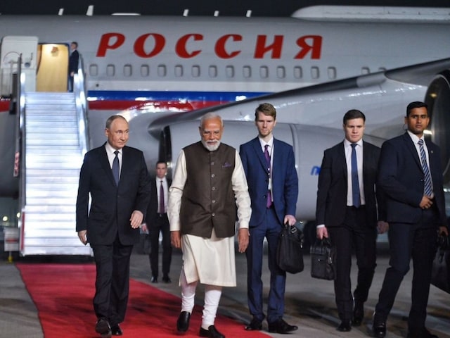 पुतिन के स्पेशल प्लेन की सीक्रेट भाषा, 'РОССИЯ' का मतलब क्या है?