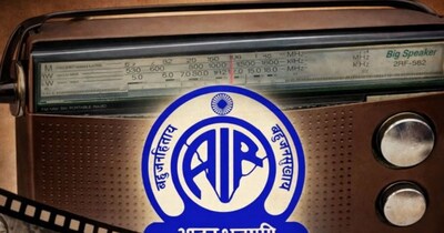 रेडियो ने गानों पर लगाया था बैन