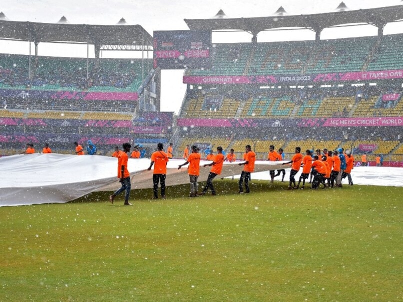 Rain in Cricket match