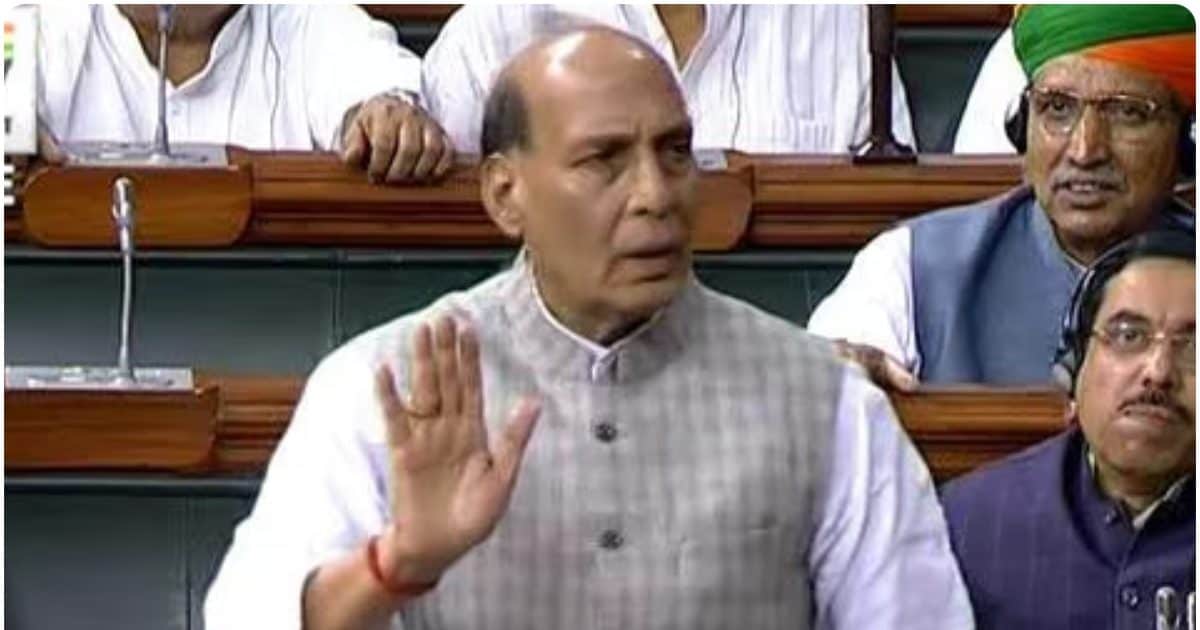राजनाथ को आया गुस्सा, लोकसभा में विपक्षी सांसद की टोका-टाकी पर सुनाई खरी-खरी