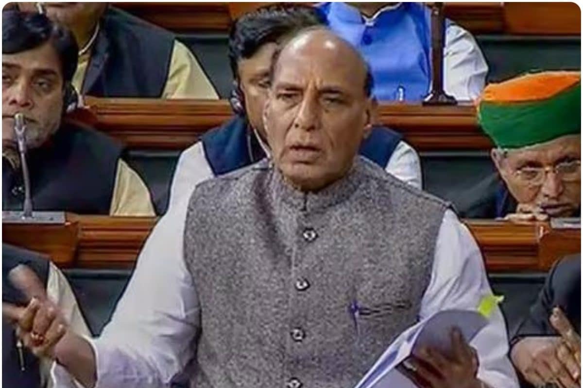 वंदे मातरम को खंडित कर कांग्रेस ने देश तोड़ा राजनाथ सिंह ने सुनाया इतिहास