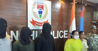 झारखंड में आंतकियों के बड़े नेटवर्क का खुलासा हुआ है.