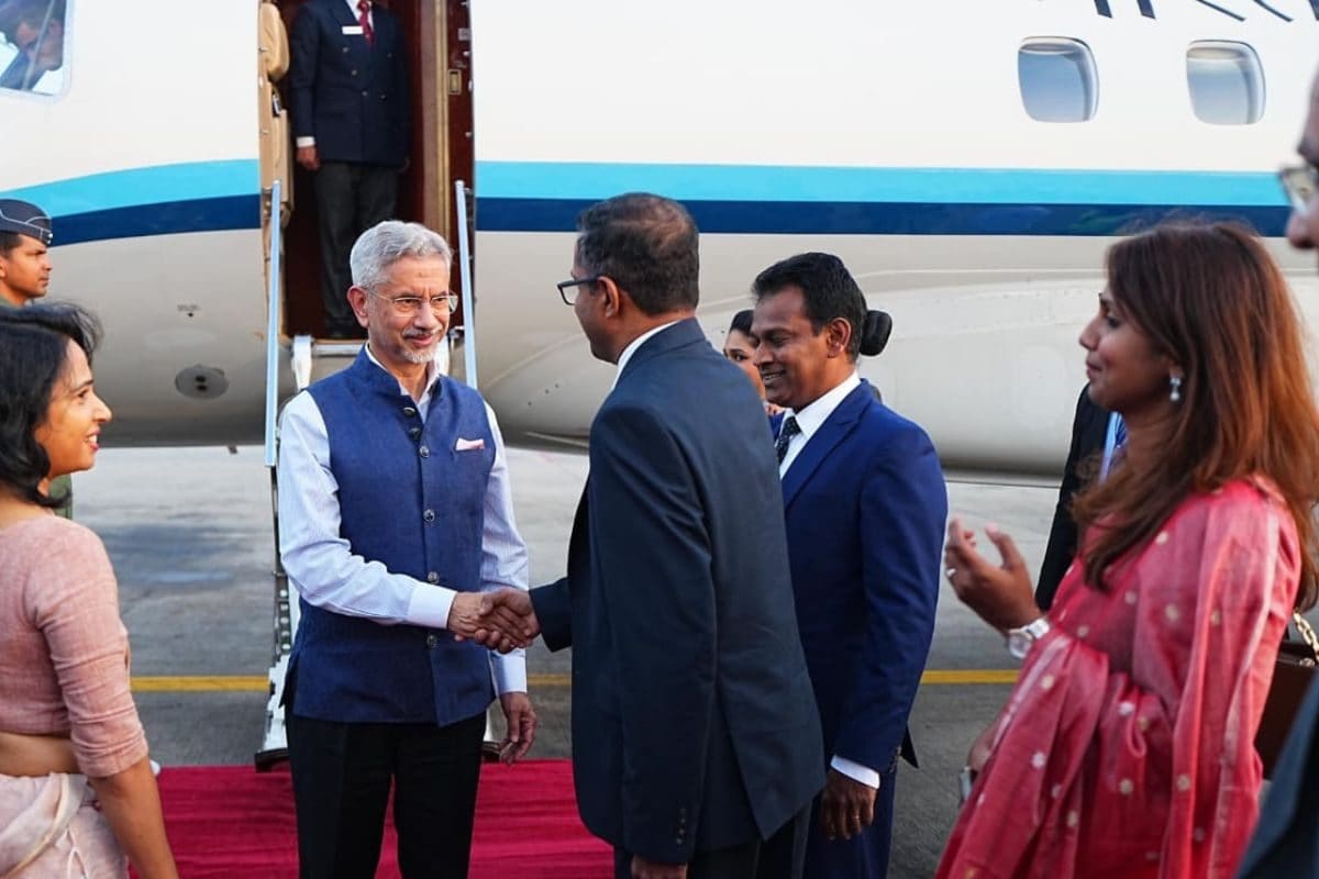 इधर बांग्लादेश में बवाल उधर मोदी ने चल दी अपनी चाल श्रीलंका भेजा विशेष दूत