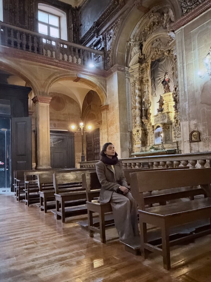 Samantha Raj Nidimoru 