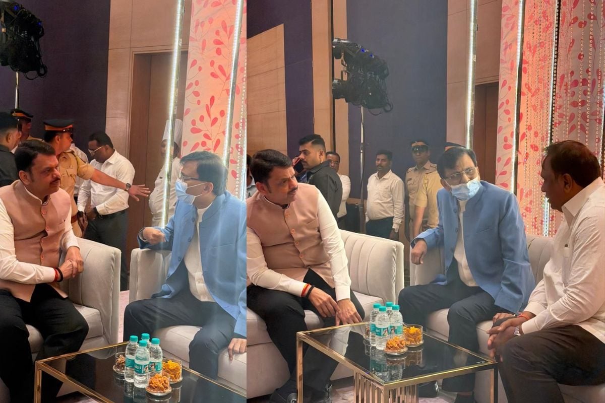 उधर भिड़े शिवसेना-BJP कार्यकर्ता इधर CM फडणवीस से मिले संजय राउत क्या है वजह