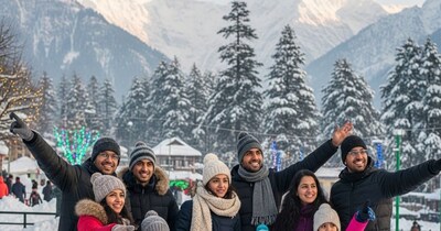 नए साल के जश्न को लेकर शिमला पहले से ही गुलजार होने लगा है. 