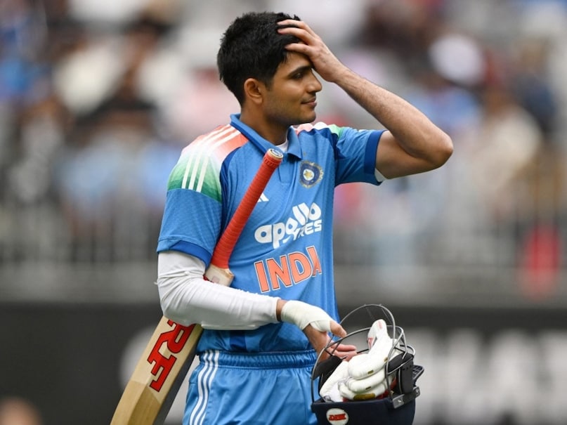 shubman gill, shubman gill dropped t20 world cup 2026 squad, shubman gill out t20 world cup squad, fans angry ajit agarkar, t20 world cup squad, team india announced t20 world cup squad, शुभमन गिल, गिल टी20 विश्व कप स्क्वॉड से बाहर, टी20 वर्ल्ड कप