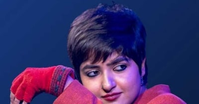 लग्नाजिता चक्रवर्ती  की शिकायत पर पुलिस ने कार्रवाई शुरु कर दी है. 