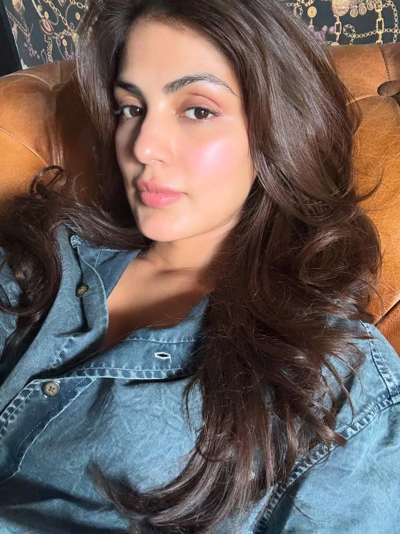 Rhea Chakraborty, Rhea Chakraborty News, Rhea Chakraborty wants to freeze eggs,  Rhea Chakraborty on balancing career and motherhood, Huma Qureshi and Rhea Chakraborty, रिया चक्रवर्ती, रिया चक्रवर्ती न्यूज, रिया चक्रवर्ती अंडे फ्रीज कराना चाहती हैं, रिया चक्रवर्ती करियर और मातृत्व को संतुलित करने पर विचार कर रही हैं, हुमा कुरेशी और रिया चक्रवर्ती