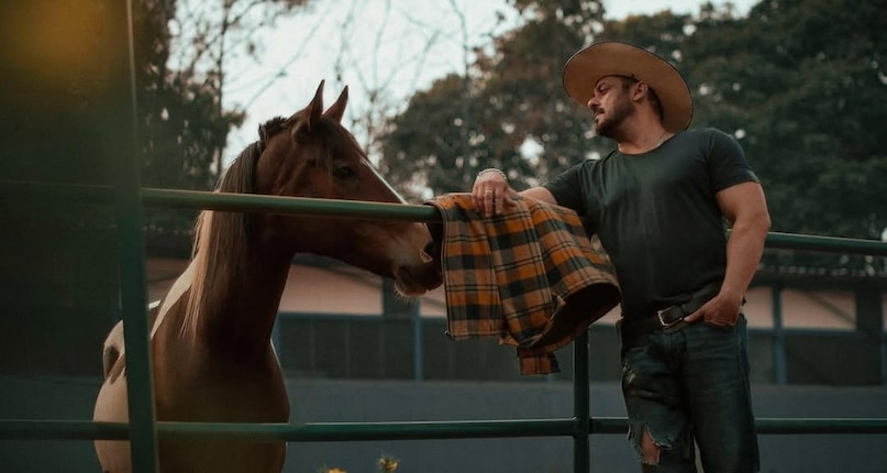 Salman Khan, Salman Khan News, Salman Khan not gone out for dinner in past 25 years , why Salman Khan not gone out for dinner in past 25 years , Red Sea Film Festival 2025, सलमान खान, 25 साल से क्यों बाहर डिनर पर नहीं गए सलमान खान, सलमान खान को दोस्तों को खोने का है गम