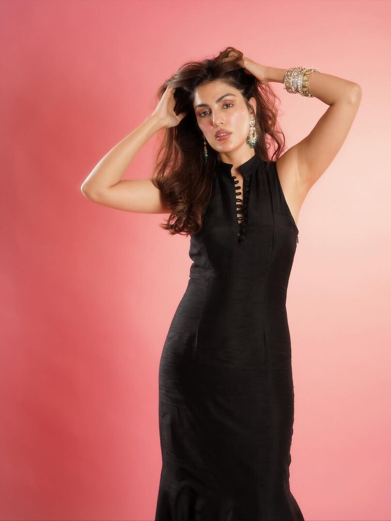 Rhea Chakraborty, Rhea Chakraborty News, Rhea Chakraborty wants to freeze eggs,  Rhea Chakraborty on balancing career and motherhood, Huma Qureshi and Rhea Chakraborty, रिया चक्रवर्ती, रिया चक्रवर्ती न्यूज, रिया चक्रवर्ती अंडे फ्रीज कराना चाहती हैं, रिया चक्रवर्ती करियर और मातृत्व को संतुलित करने पर विचार कर रही हैं, हुमा कुरेशी और रिया चक्रवर्ती