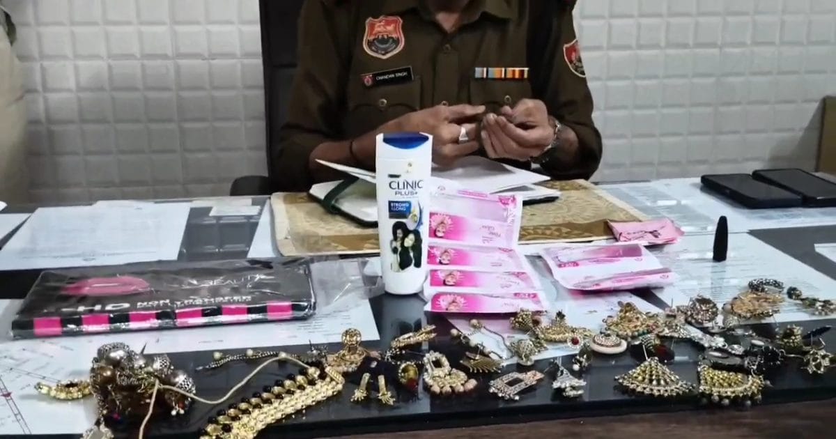 हरियाणा में दो जुड़वा बहनों की किडनैपिंग,आरोपियों से छूटकर पुलिस के पास पहुंची