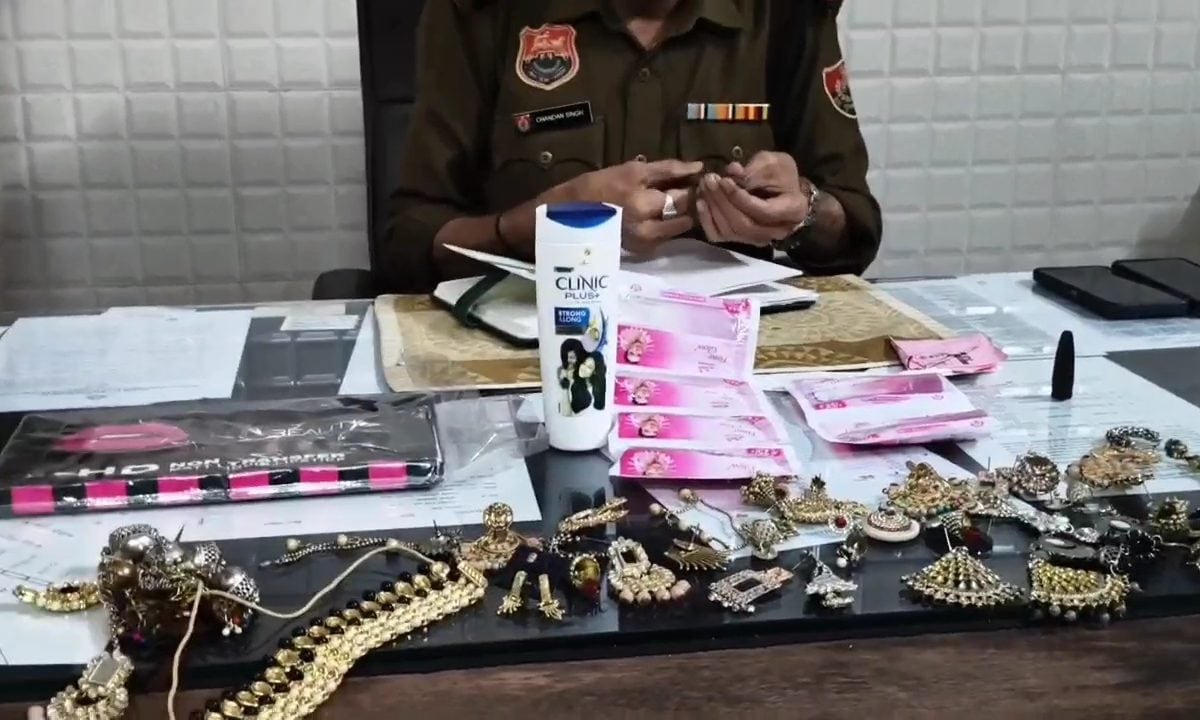 हरियाणा में दो जुड़वा बहनों की किडनैपिंगआरोपियों से छूटकर पुलिस के पास पहुंची