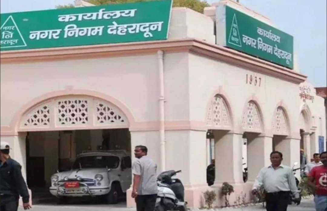 कैमरे में कैद होते ही नोटिस चालान और FIR कूड़ा फेंकने वालों की खैर नहीं