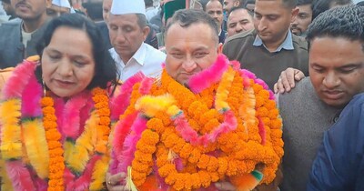 मंडी पहुंचे विनय कुमार का कांग्रेस नेताओं ने स्वागत किया.