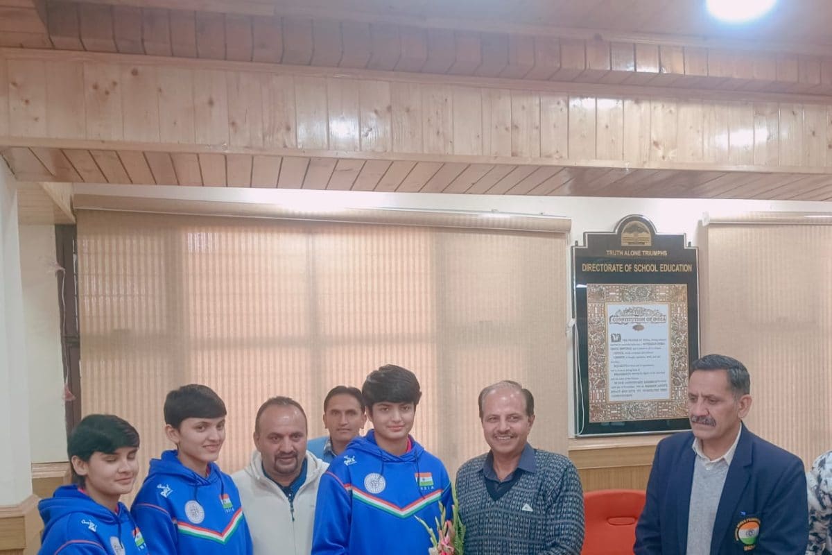 बुआ की प्रेरणा और पिता का आशीर्वाद! हिमाचल की 3 बेटियां जिन्हें कीजिये सलाम