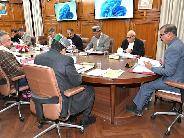 CBSE बोर्ड में शामिल 100 स्कूलों में 5000 शिक्षकों का चयन कैसे होगा?