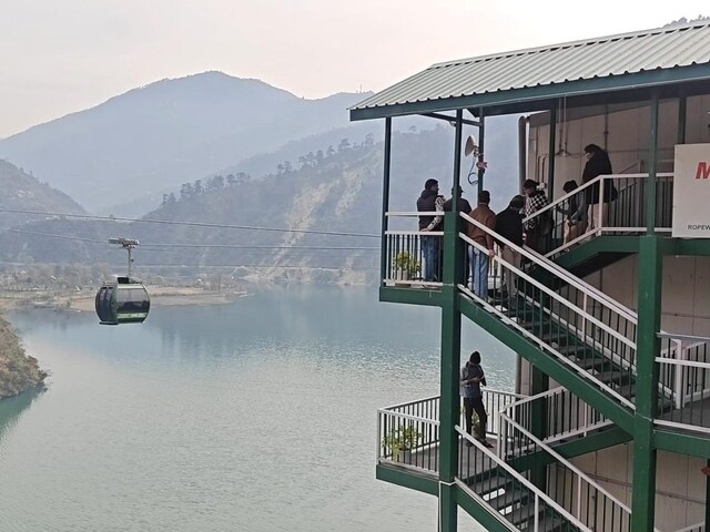 ‘अब तो आदी हो चुके हैं’, दिल्ली का घुटा दम तो हिमाचल पहुंचते ही बोले सैलानी?